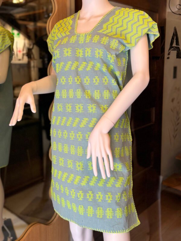 IMG_0038 🌞 Huipil “Amarillo Brillante” – San Juan Colorado, Oaxaca