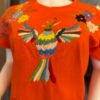 🕊️ Playera “Vuelo del Sol” – Bordado de Huazolotitlán, Oaxaca