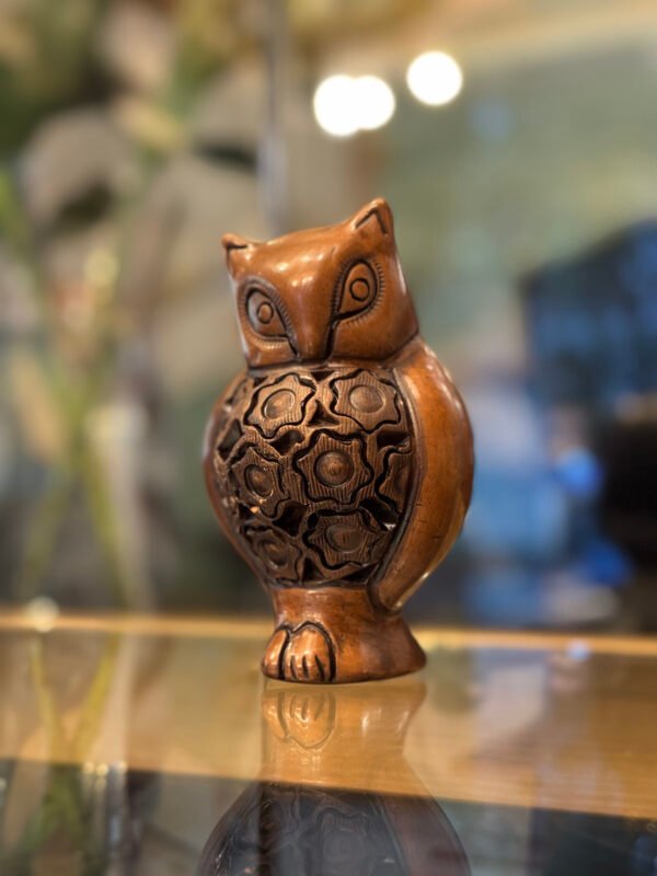 Tecolote de Barro Rojo