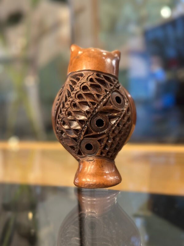 Tecolote de Barro Rojo
